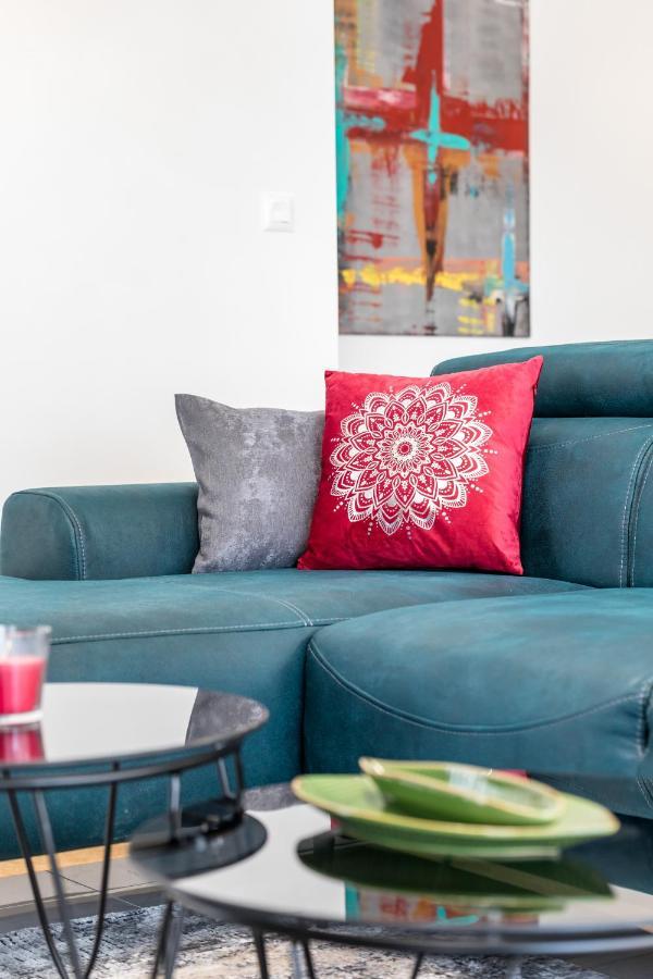 Elysian Zen Luxury Apartment - Two Bedroom Apartment With Terrace And Sea View Split Bagian luar foto