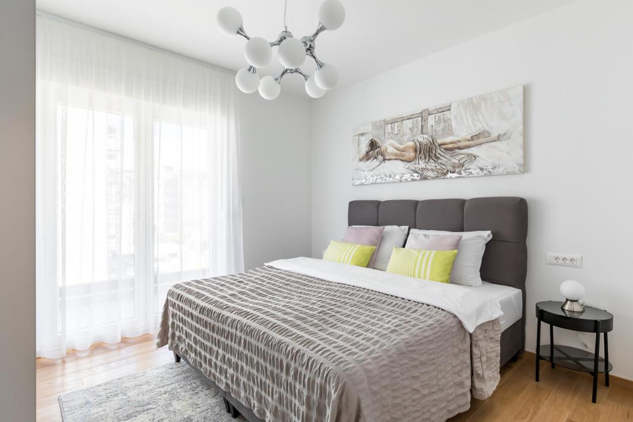 Elysian Zen Luxury Apartment - Two Bedroom Apartment With Terrace And Sea View Split Bagian luar foto
