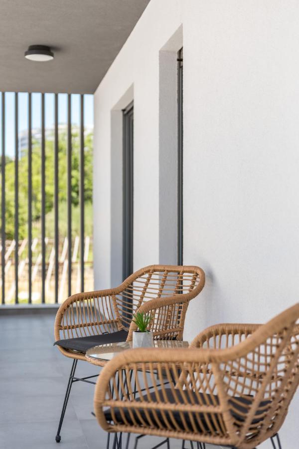 Elysian Zen Luxury Apartment - Two Bedroom Apartment With Terrace And Sea View Split Bagian luar foto